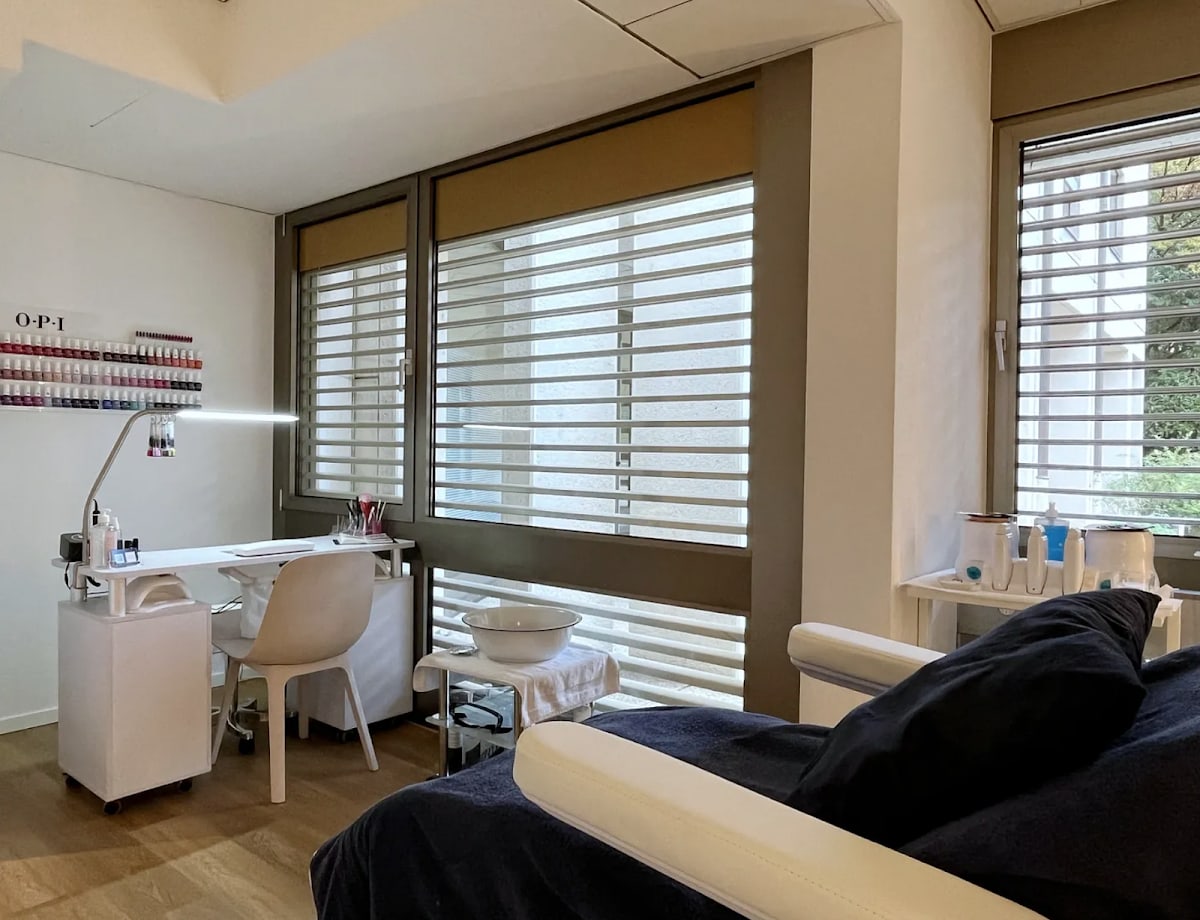 Brows & Skin gallery image 2