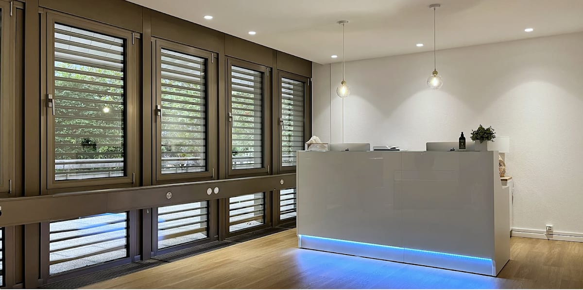 Brows & Skin gallery image 3