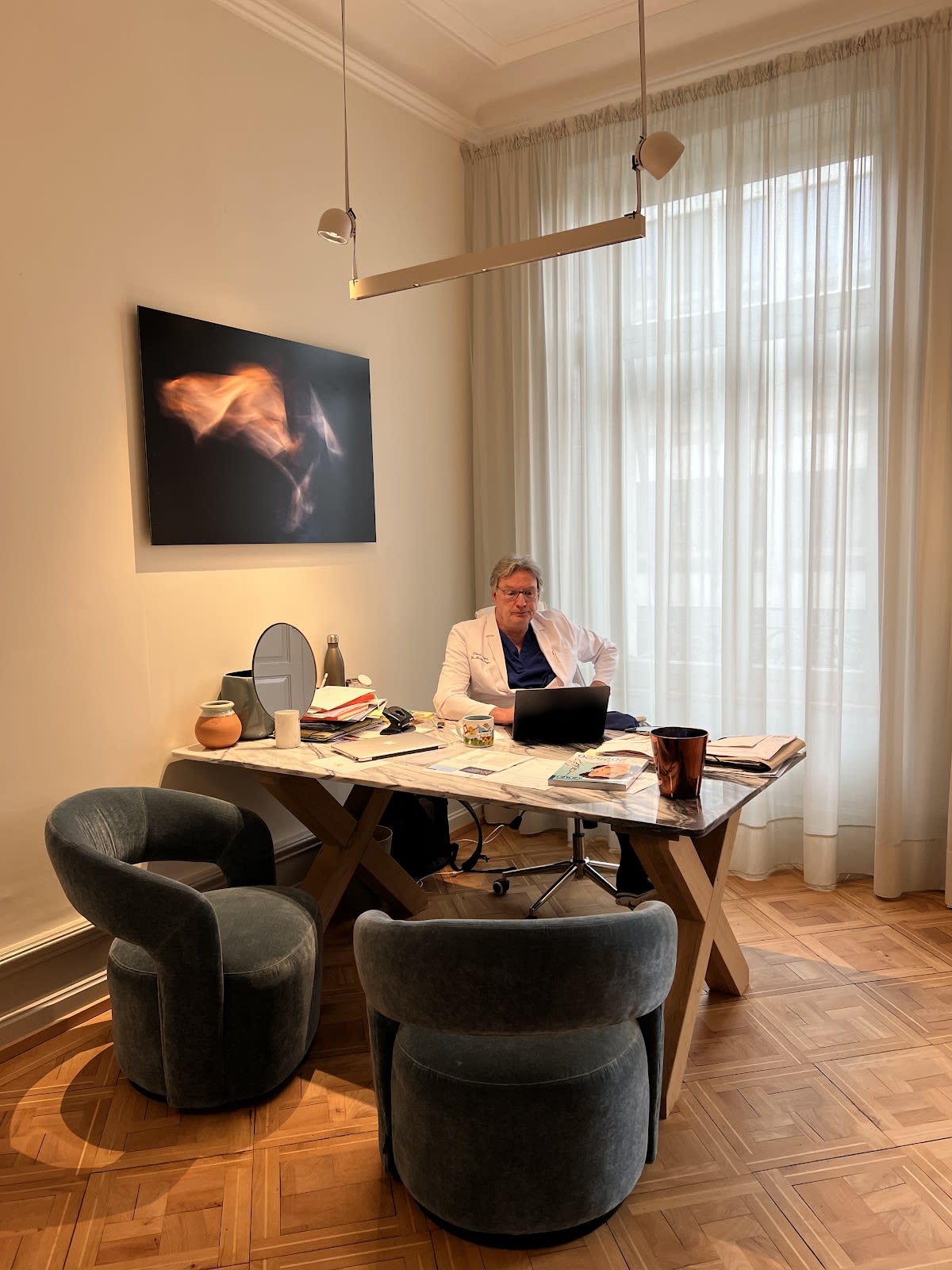 Cosmetic Surgery Zürich - Schönheitschirurgie und Plastische Chirurgie I Unterspritzungen I Faltenbehandlungen I Zürich gallery image 6