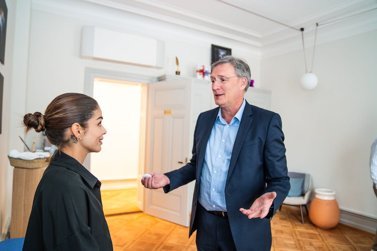 Cosmetic Surgery Zürich - Schönheitschirurgie und Plastische Chirurgie I Unterspritzungen I Faltenbehandlungen I Zürich gallery image 9