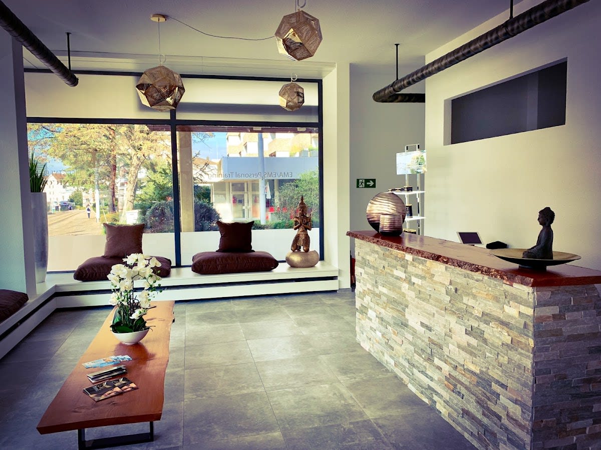 Health Beauty Lifestyle AG - Face & Body Clinic gallery image 2