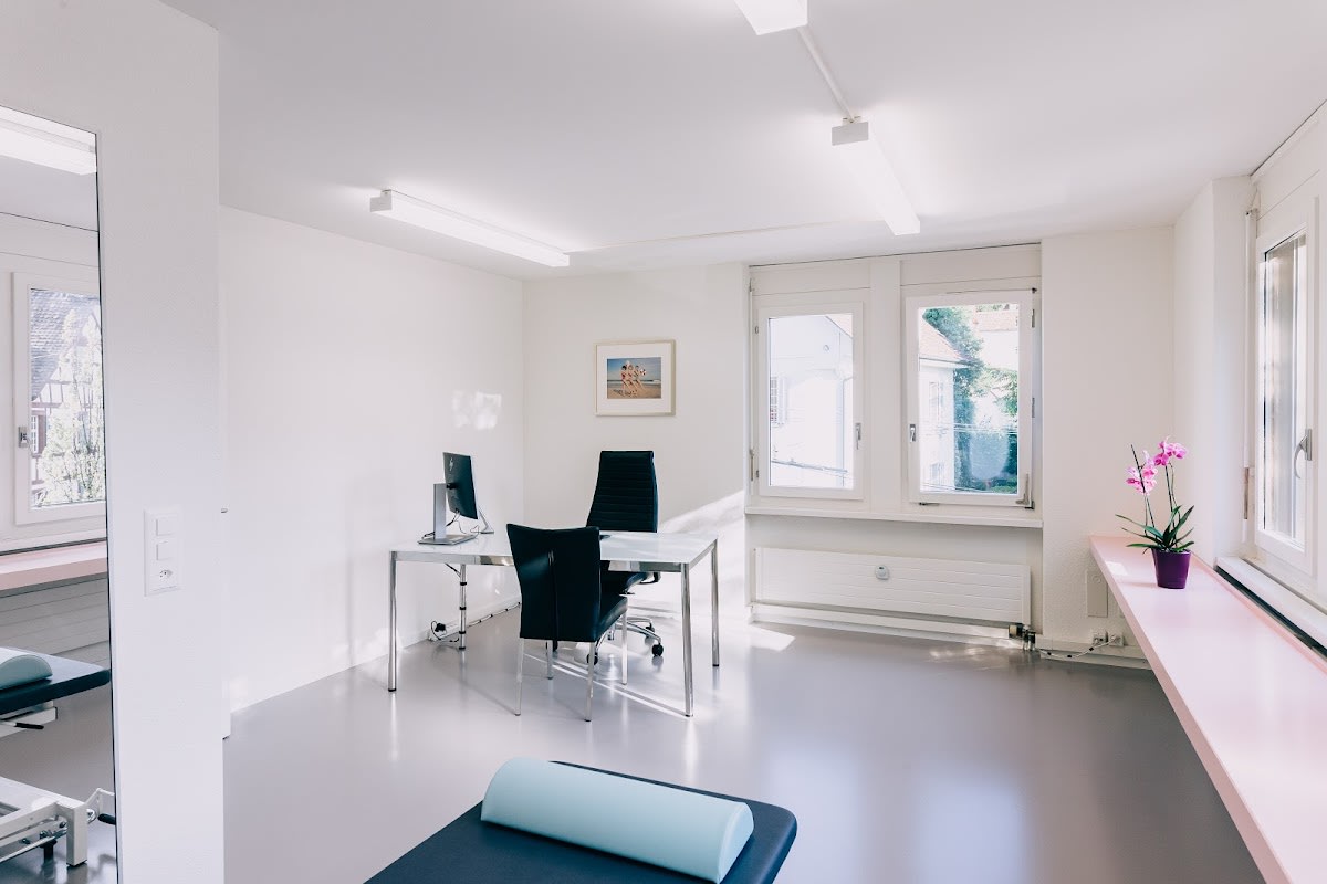 corrigé luzern ag | Schönheitsklinik Luzern gallery image 1