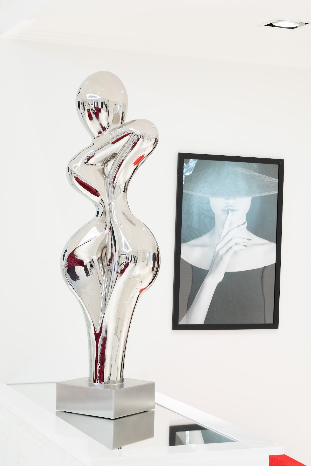 Dr Dlimi - Cosmetic Surgeon Genève gallery image 8