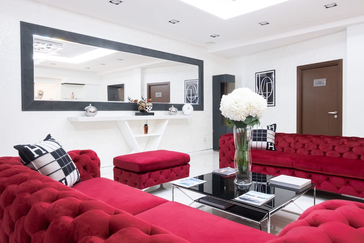 Dr Dlimi - Cosmetic Surgeon Genève gallery image 10