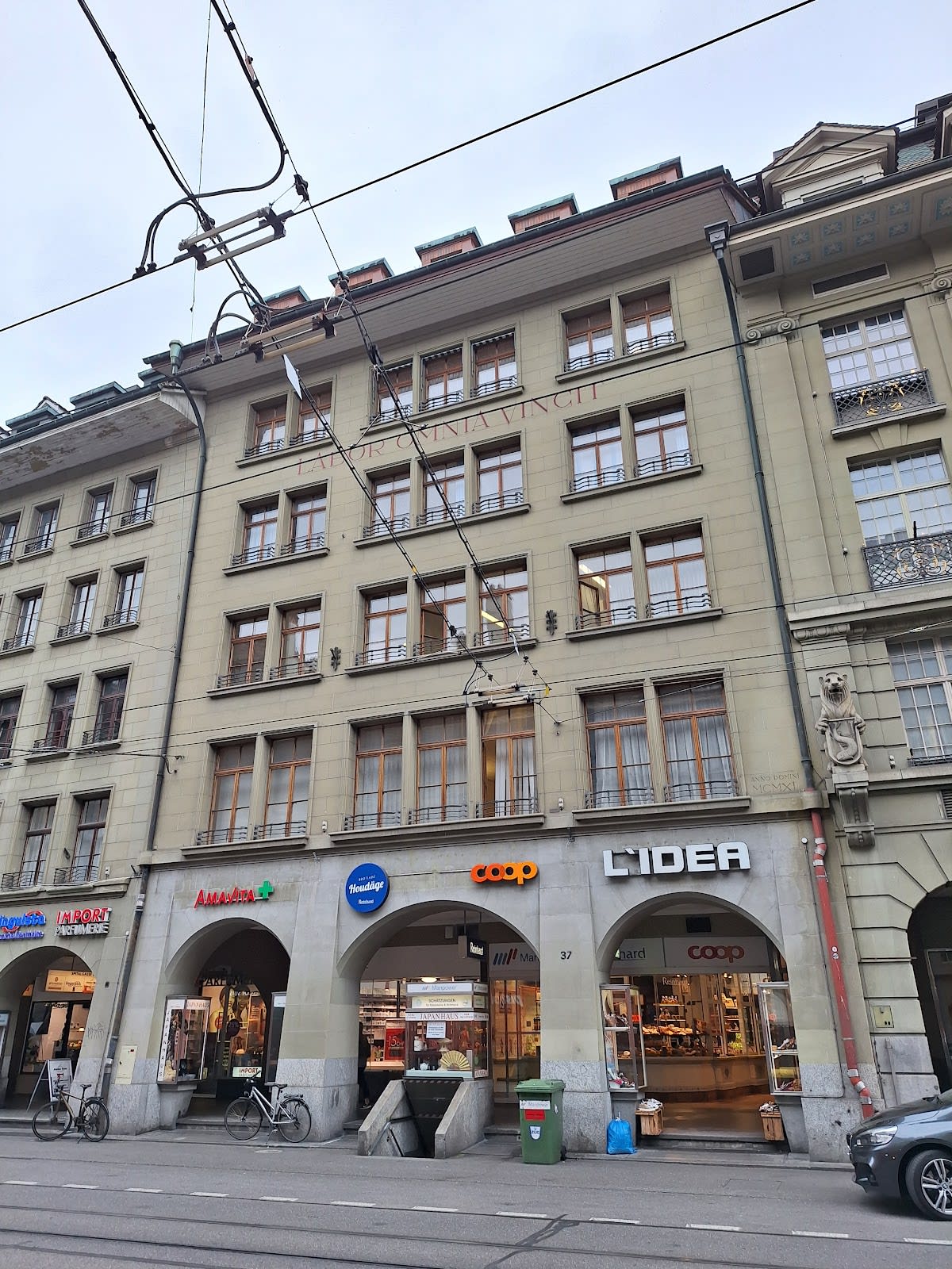 Zahnarztpraxis & Oralchirurgie Spitalgasse, Dr. Marc Joos gallery image 3