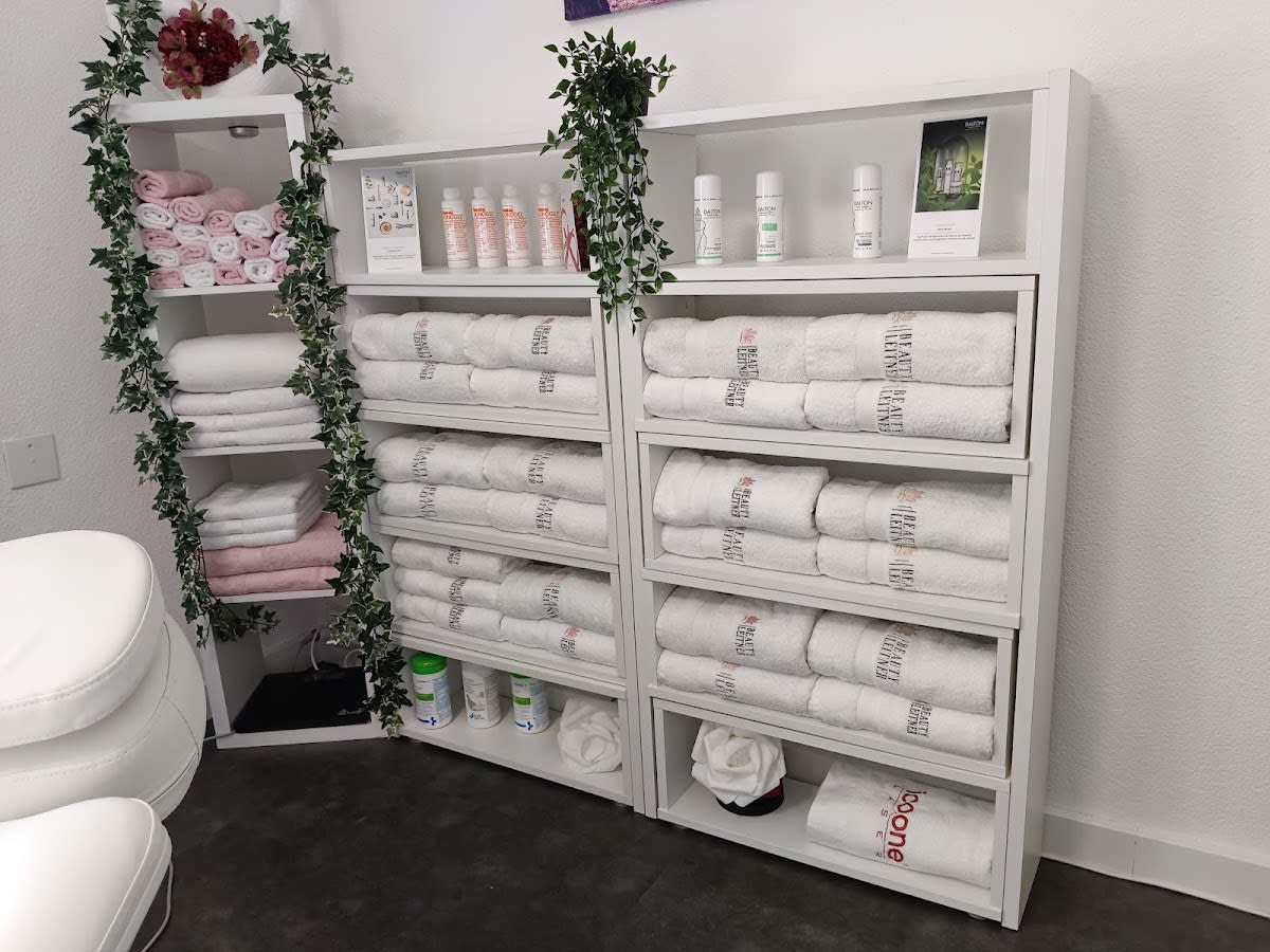 Beauty Leitner gallery image 2