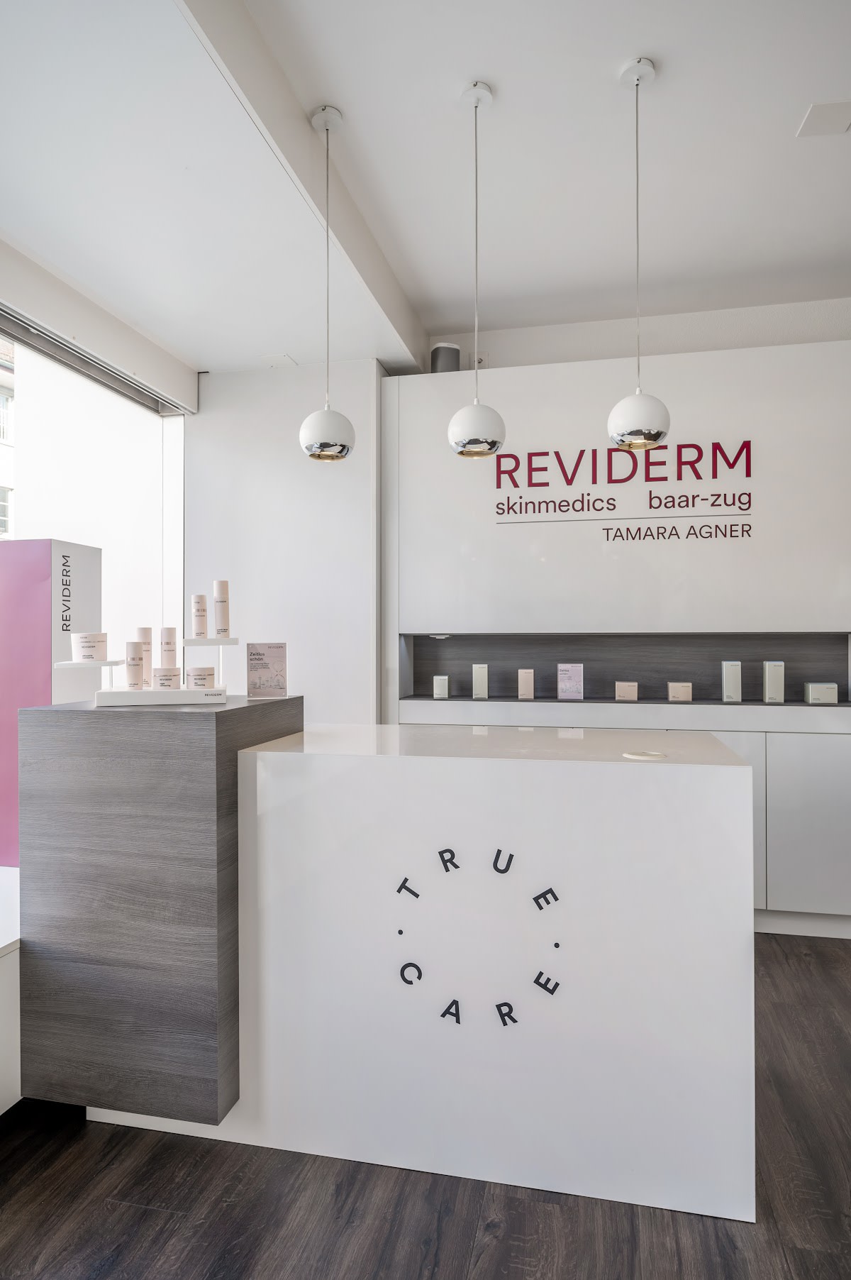 REVIDERM skinmedics baar-zug Tamara Agner gallery image 3