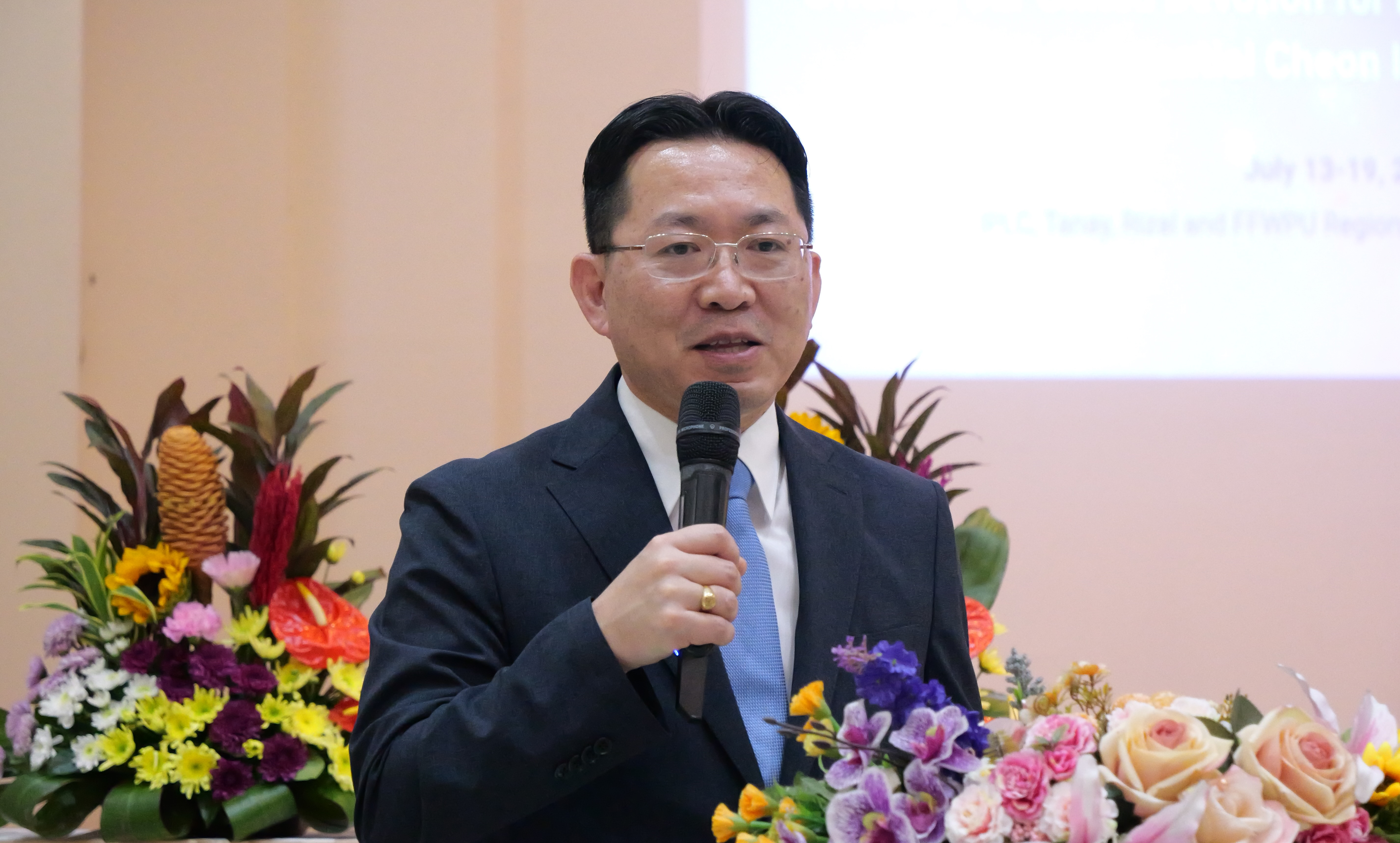 7-Day Spirituality Workshop for Philippine Leaders gallery image 5