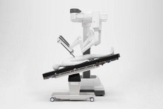 da Vinci Xi with Integrated OR Table
