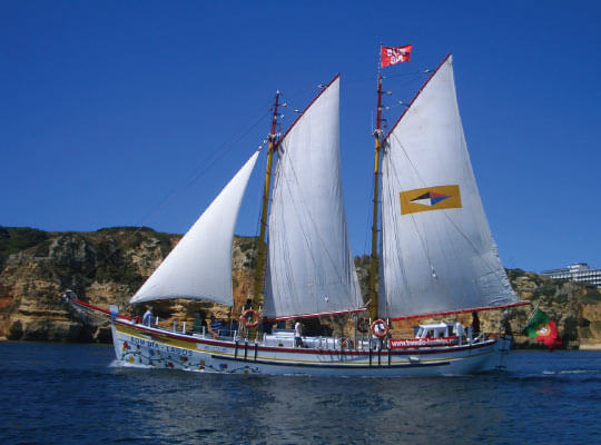Passeio de Barco, Grutas Ponta da Piedade inclui Cocktail ou Tapas - 9