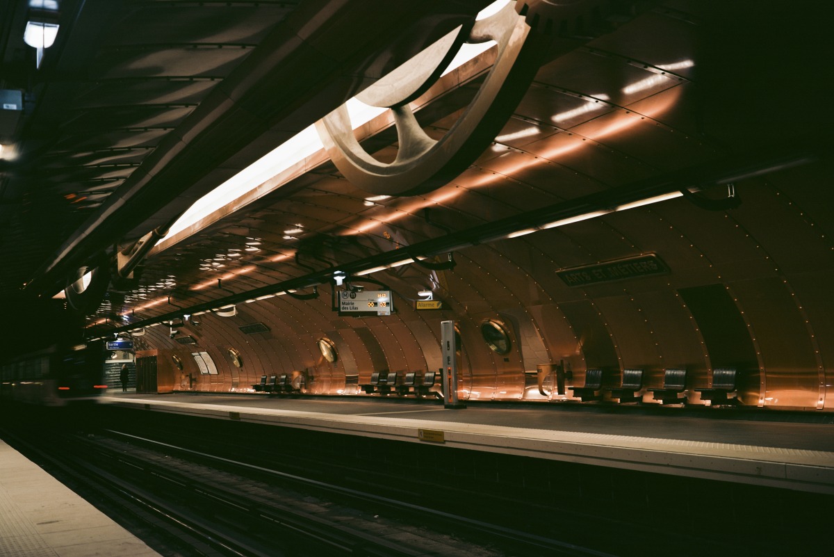 Paris, frame 028
