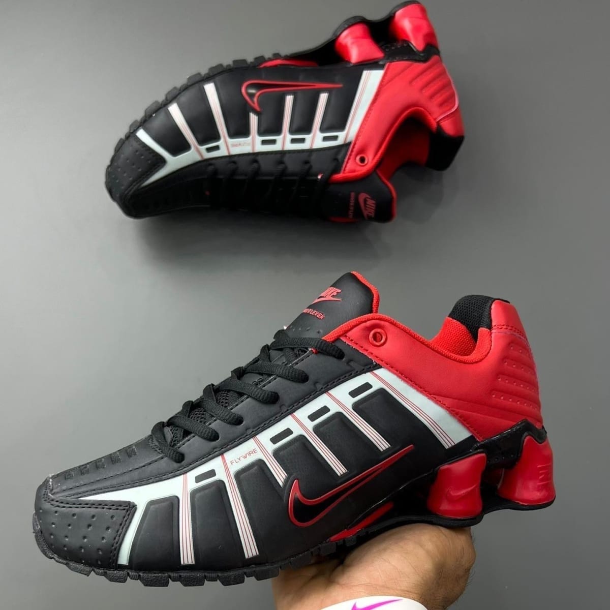 NIKE SHOX NZ