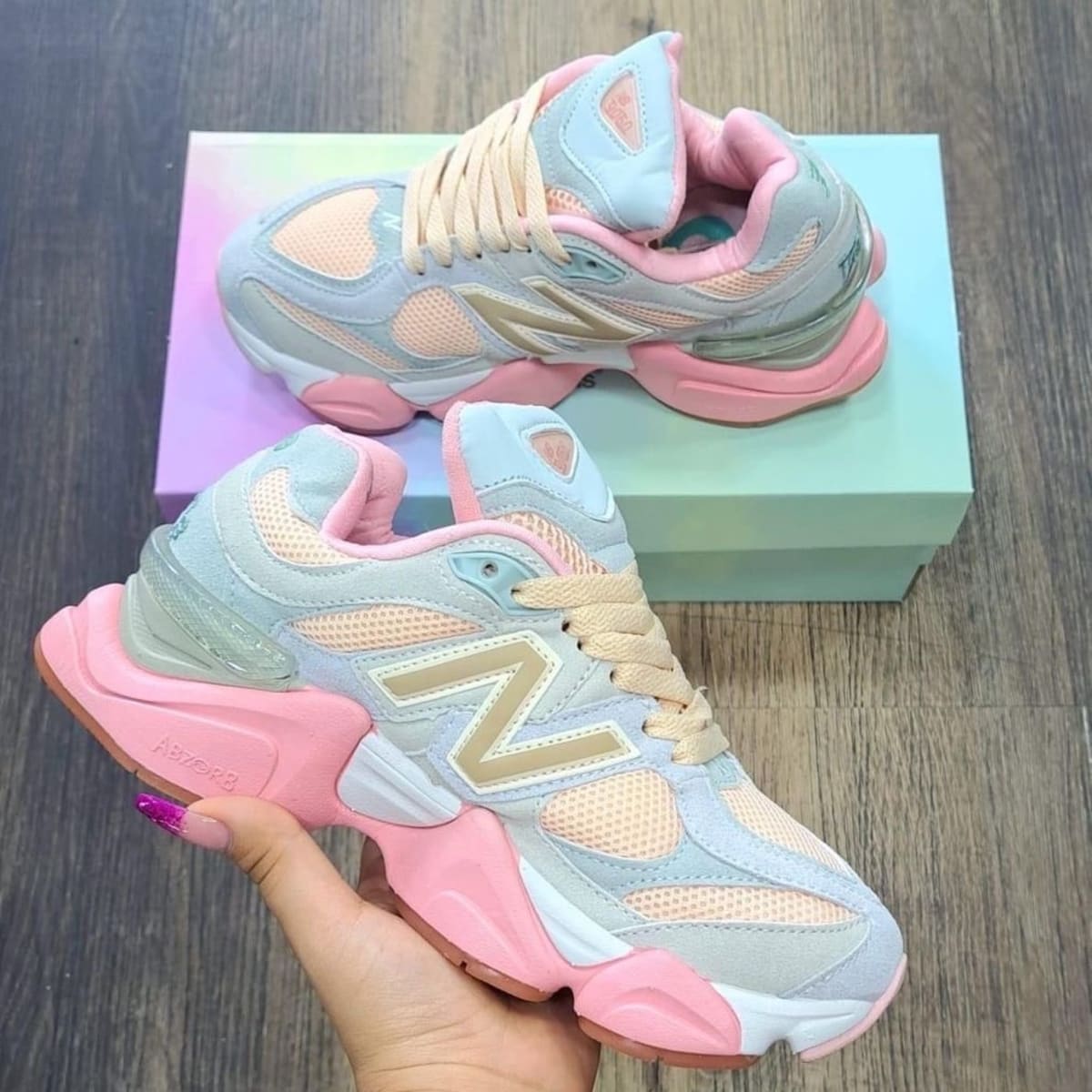 NEW BALANCE 9060