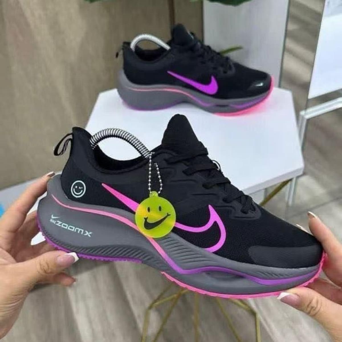 NIKE ZOOM X