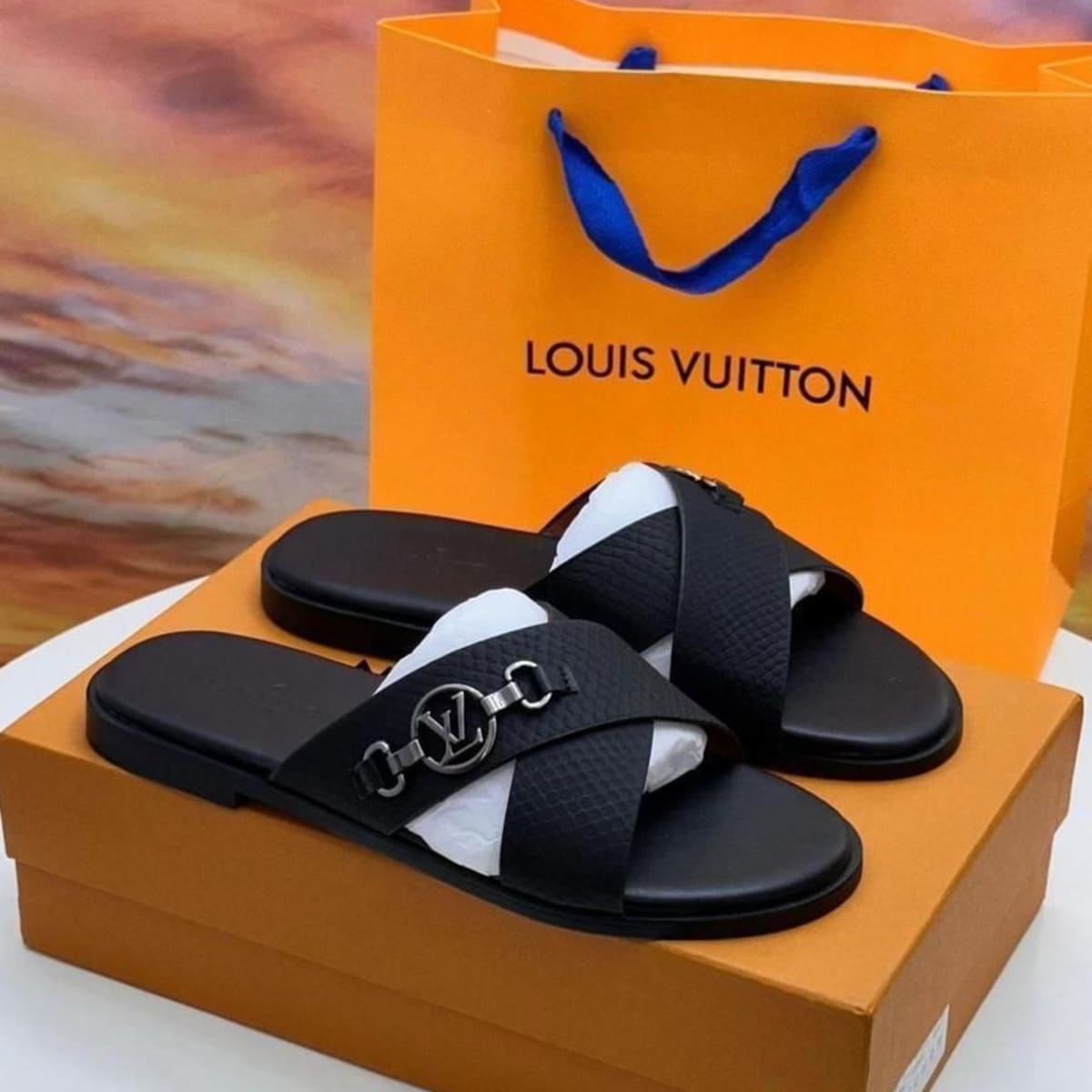LOIUS VUITTON TIMELESS SLIPPERS (BLACK)
