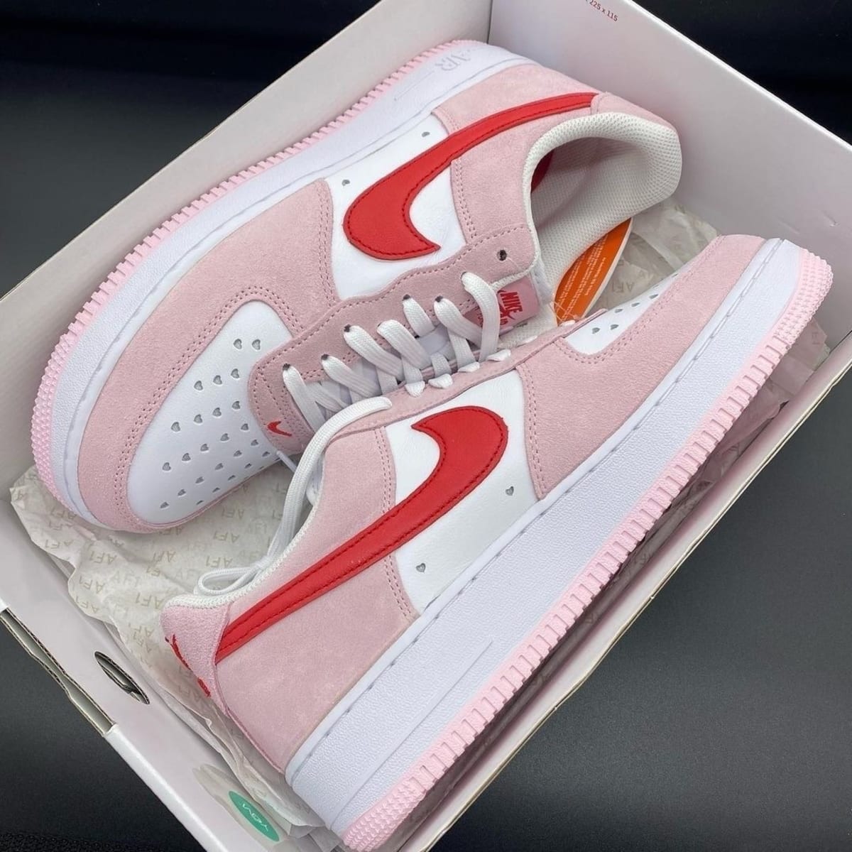 NIKE AIR FORCE 1 “VALENTINES DAY LOVE LETTER”