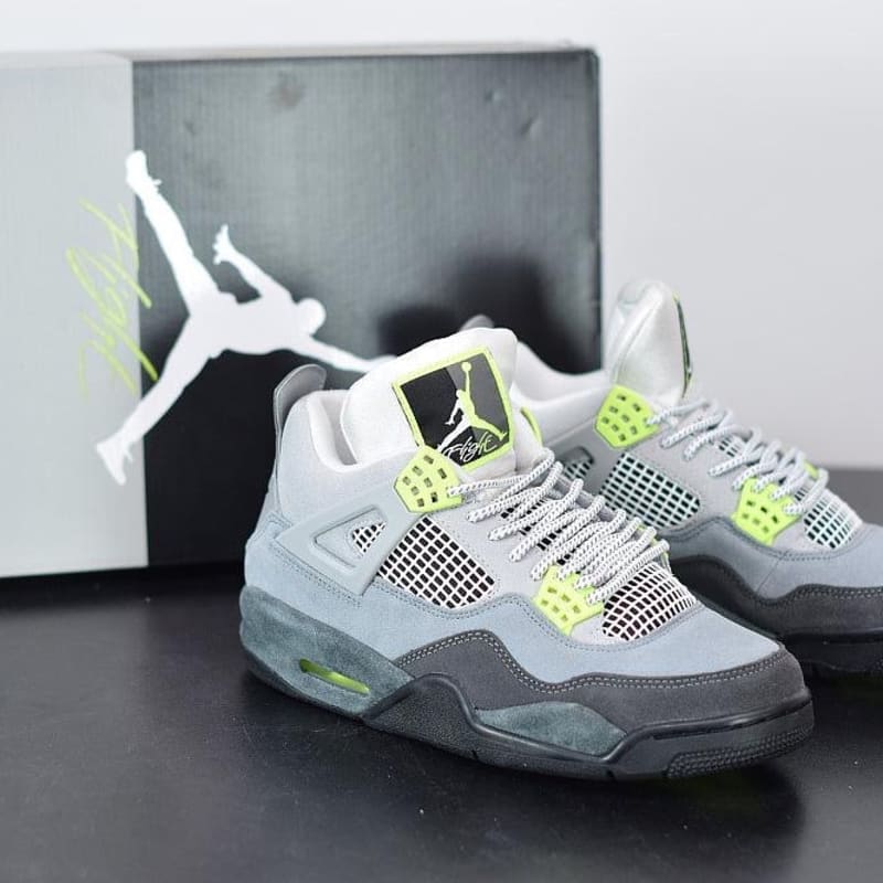 NIKE AIR JORDAN 4 NEON 95