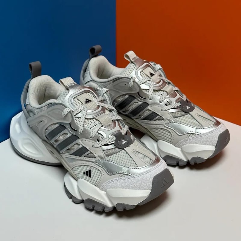 ADIDAS VENTO XLG RUNNER DELUXE