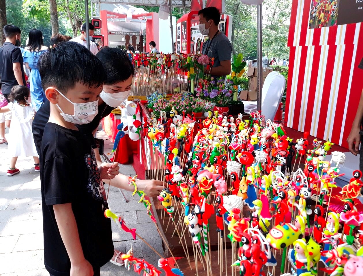 Cần tìm người làm 1 trang web bài tập: Chủ đề Tò He