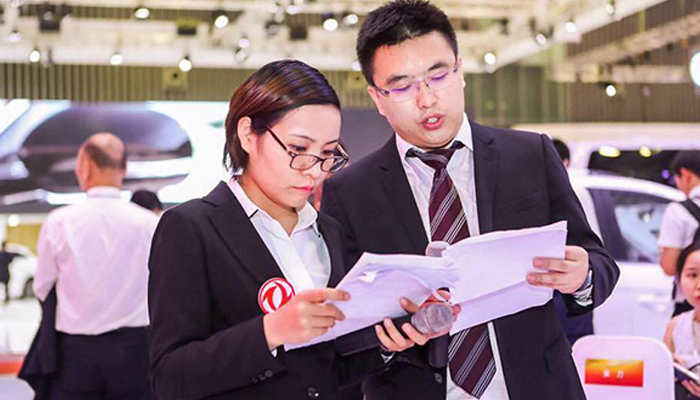 Tuyển phiên dịch viên tiếng Trung