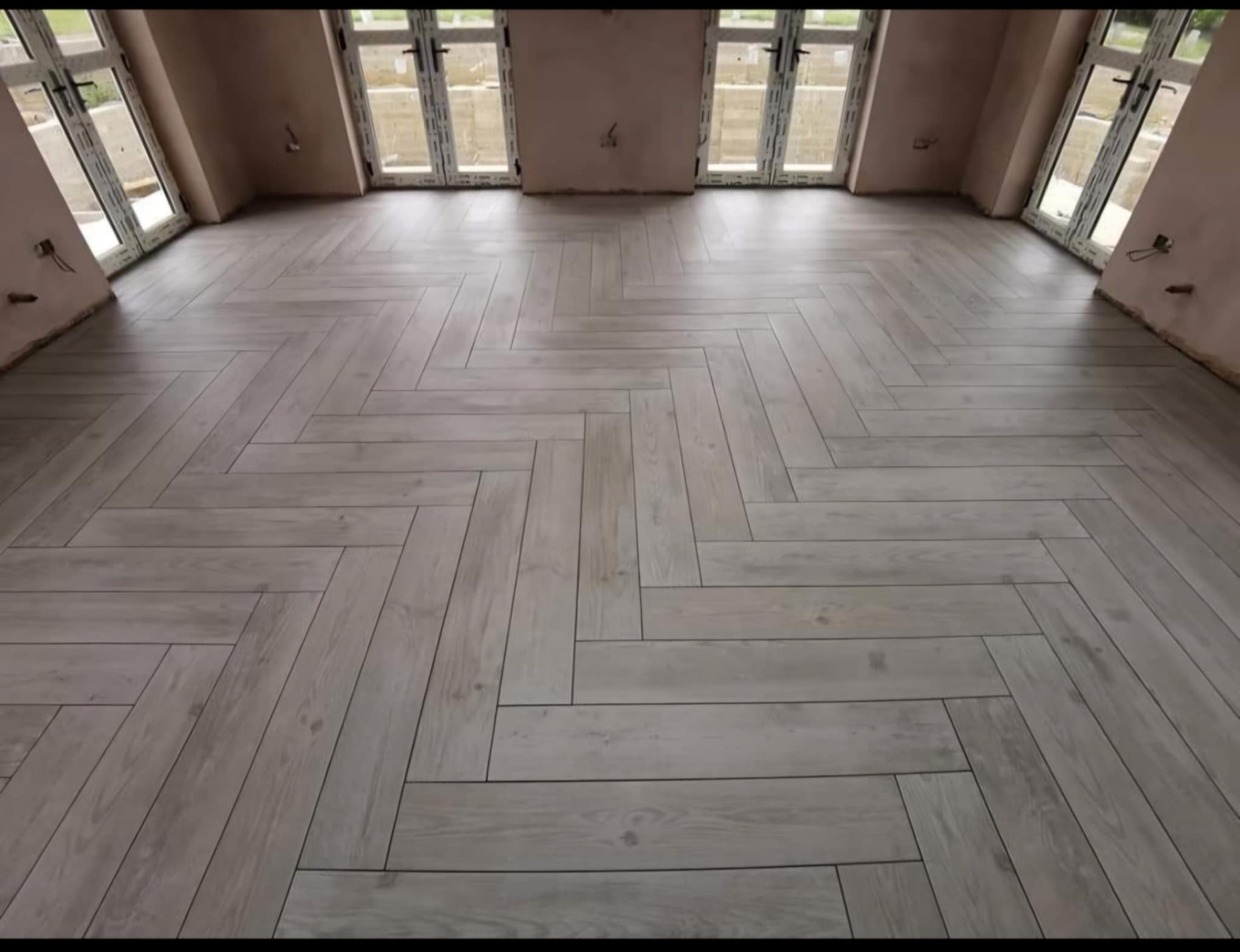 Expert floor tiling by Andy Bull Services in Kent
