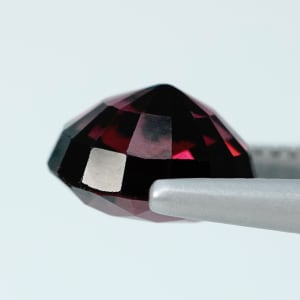 Pyrope-Almandite Garnet 6
