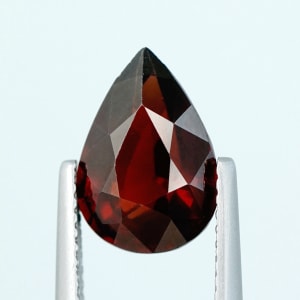 Pyrope-Almandite Garnet 4