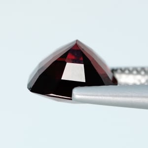 Rhodolite Garnet 6