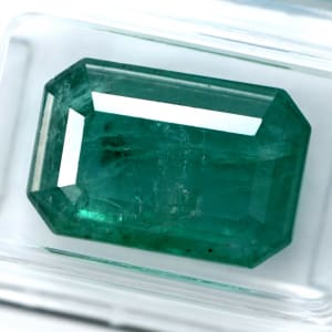 Emerald 8