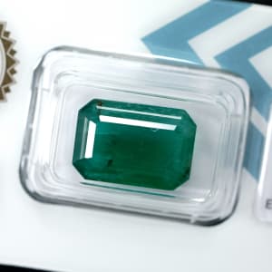 Emerald 5