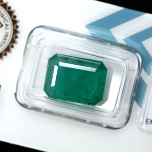 Emerald 5
