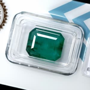 Emerald 5