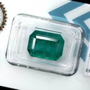 Emerald 5