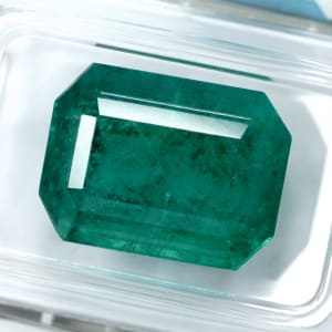 Emerald 8