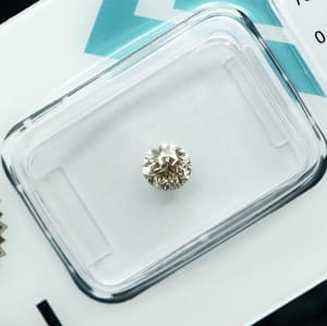 Diamond 8