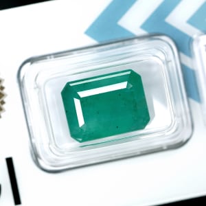 Emerald 4