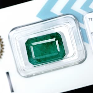 Emerald 4
