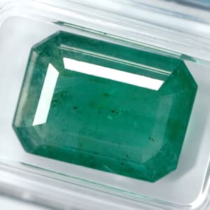 Emerald 8