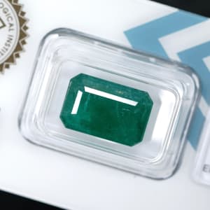 Emerald 5