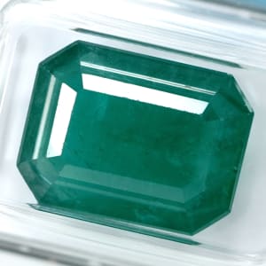 Emerald 8
