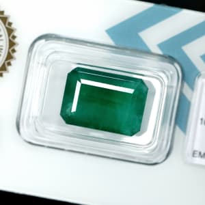 Emerald 5