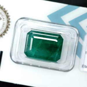 Emerald 5