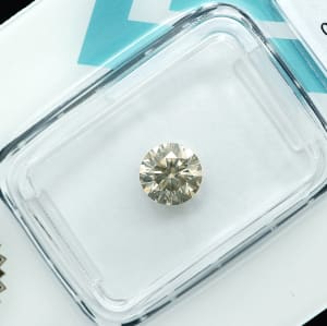 Diamond 8