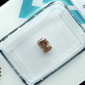 Diamond 8