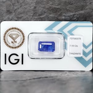 Tanzanite 1