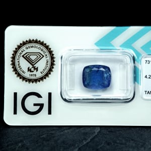 Tanzanite 4