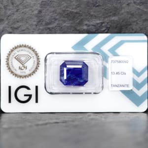 Tanzanite 1