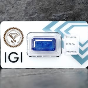 Tanzanite 1