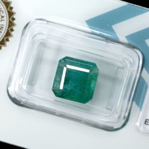 Emerald 5
