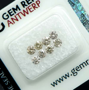 Diamond 8
